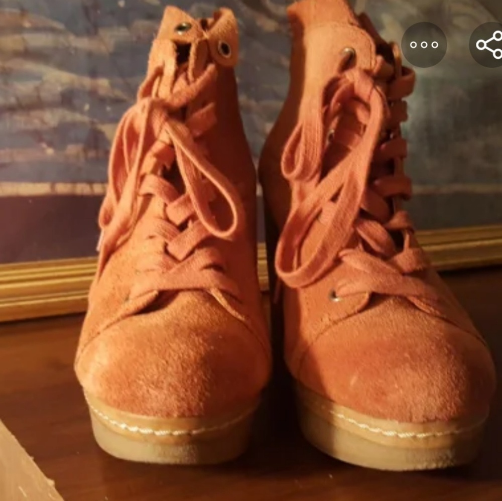 Wedge booties orange